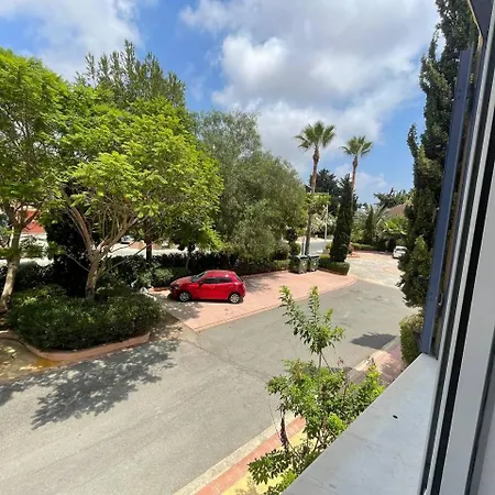 Paphos-limnaria Garden * Пафос