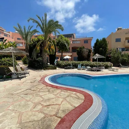 Paphos-limnaria Garden