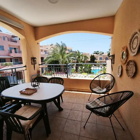 Апартаменты Paphos-limnaria Garden *